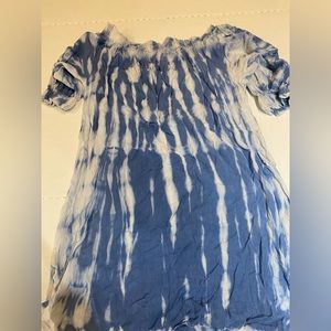 Style Envy Tie-Dyed Blue & White Coverup Size Large NWOT
